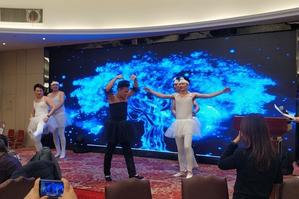 開(kāi)場(chǎng)舞-小天鵝 開(kāi)場(chǎng)舞-小天鵝