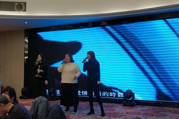 他還是不懂 他還是不懂