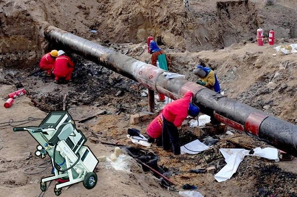 便攜式直讀光譜儀的管道現(xiàn)場(chǎng)檢測(cè) 便攜式直讀光譜儀的管道現(xiàn)場(chǎng)檢測(cè)