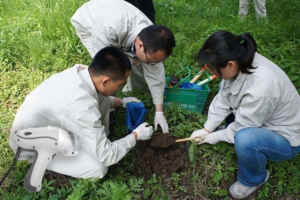 便攜式光譜儀在土壤檢測中的應(yīng)用 便攜式光譜儀在土壤檢測中的應(yīng)用